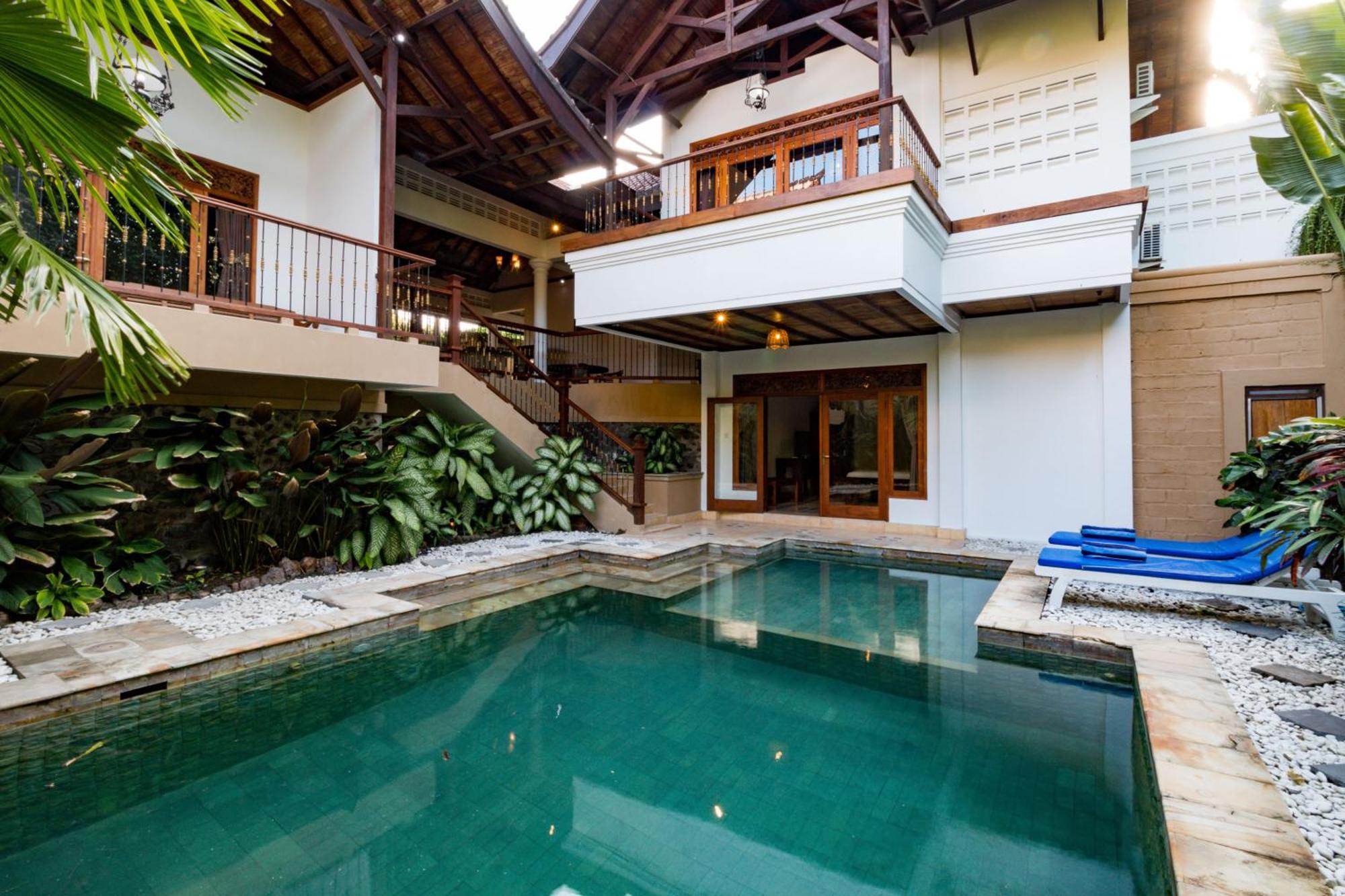 Bali Royal Heritage Villa Seminyak